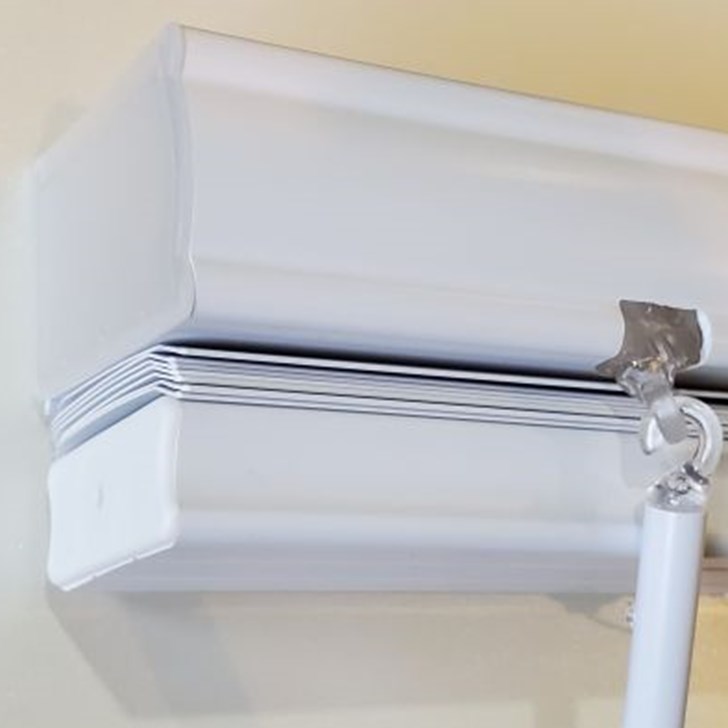 Decorative Headrail and Wand shown