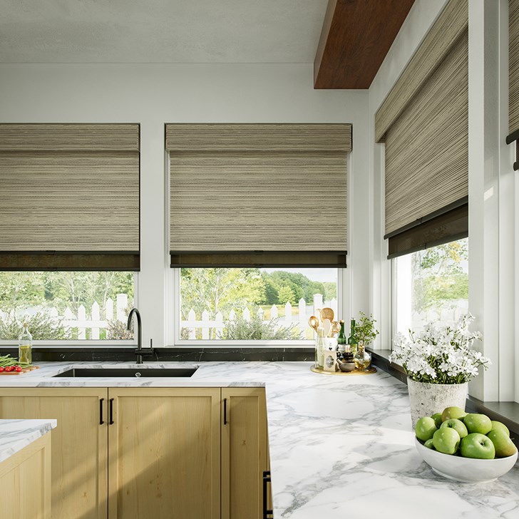 Color: Highland Sandstone; Dual Shade: Aurora 5% Umber; Bottomrail: Plain Hembar; Headrail: 7 Inch Fabric Valance