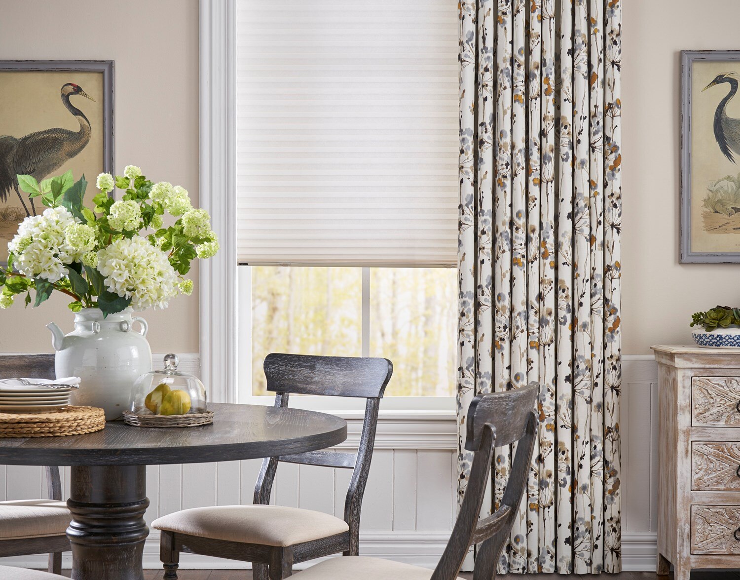 503415_LFCellularShade_Papyrus_GS1104__Grommet_LeJardinTan-Grey_Norman__optimized.jpg