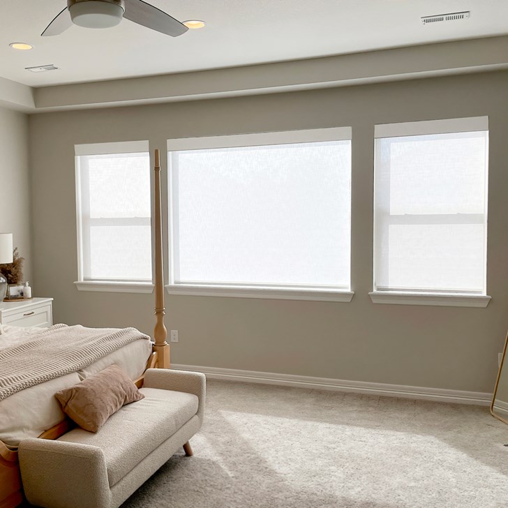 Color: Linen White