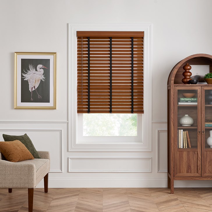 Color: Aspen Warm Cherry 136; Cloth Tape: Ebony; Headrail: Zen Valance