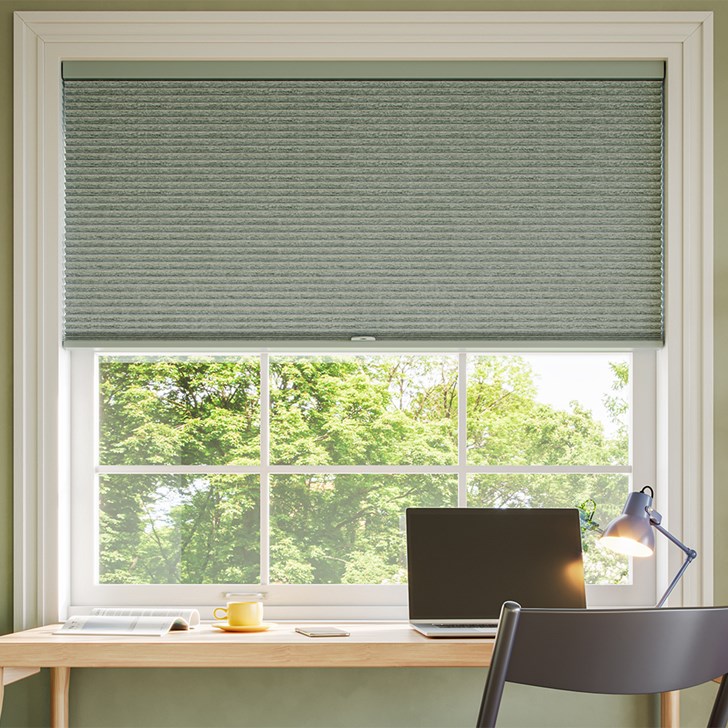 Color: Mint Condition