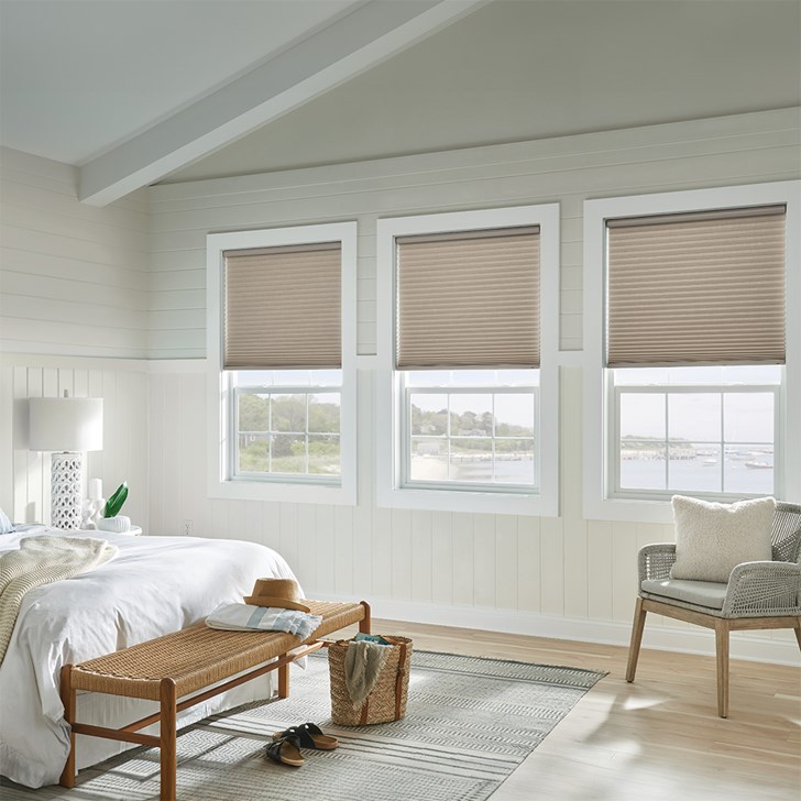 Single Cell Cellular Shades with Cordless Lift