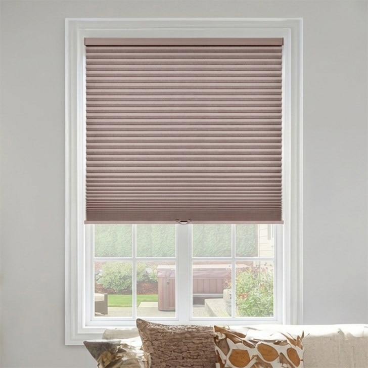 Color: Rye; Lift: Cordless