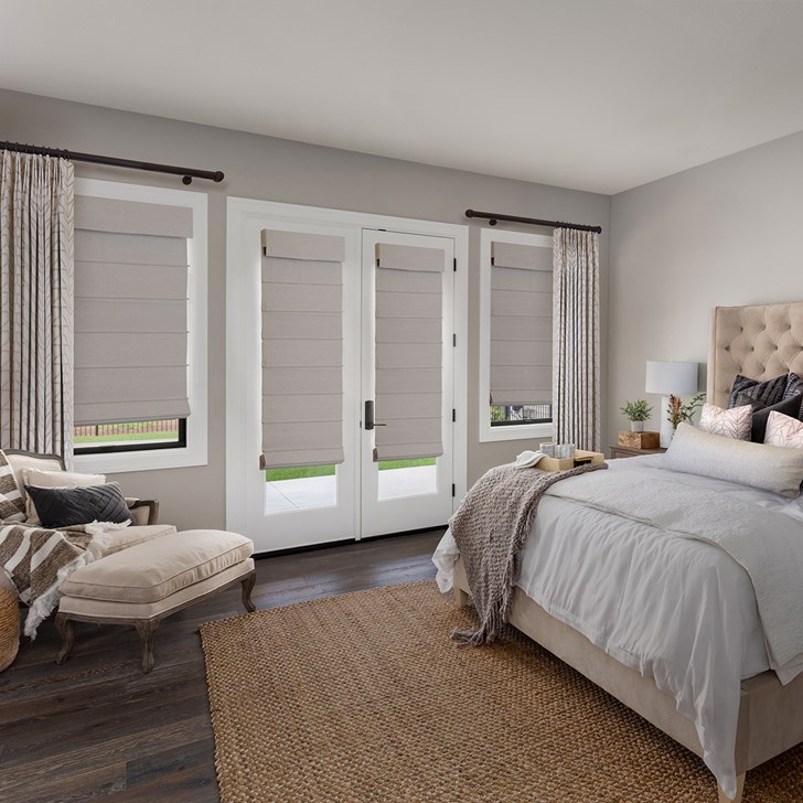 Color: Atlas Aesthetic; Fold Style: Front Slat; Liner: Blackout