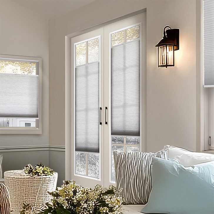 Color: Light Cream; Lift: Cordless; Light Control: Top Down Bottom Up