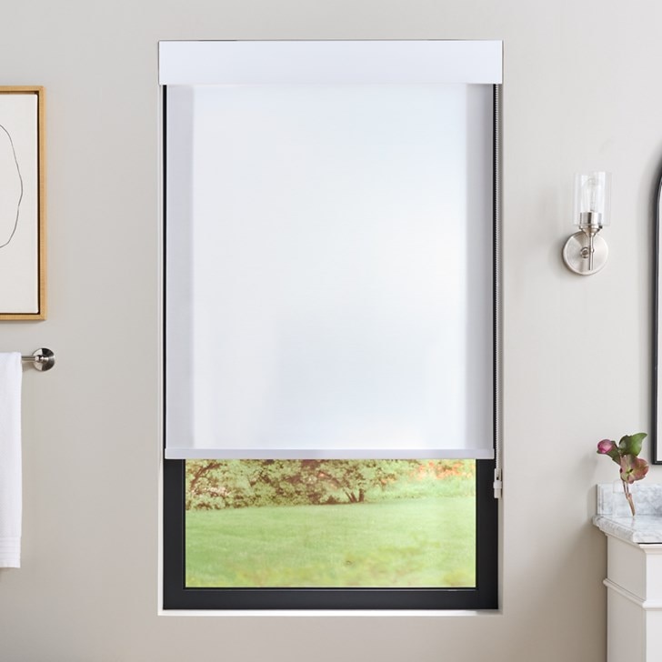 Color: Carleen Calla Lily F0752; Opacity: Light Filtering; Lift: White Plastic Continuous Cord Loop; Valance: Pure White 001 Modern Wood Valance; Hem Bar: Fabric Wrapped