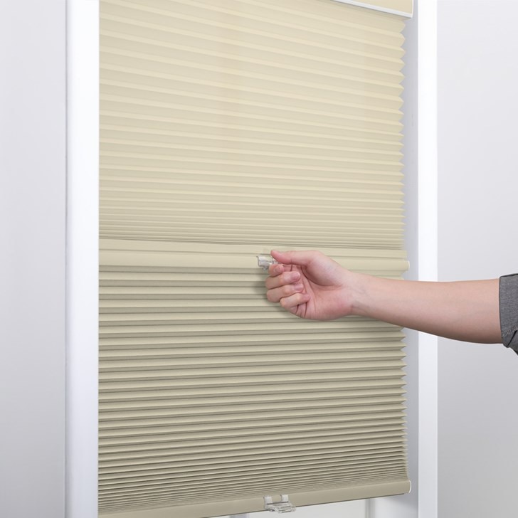Color: Classic Beige; Lift: Day and Night