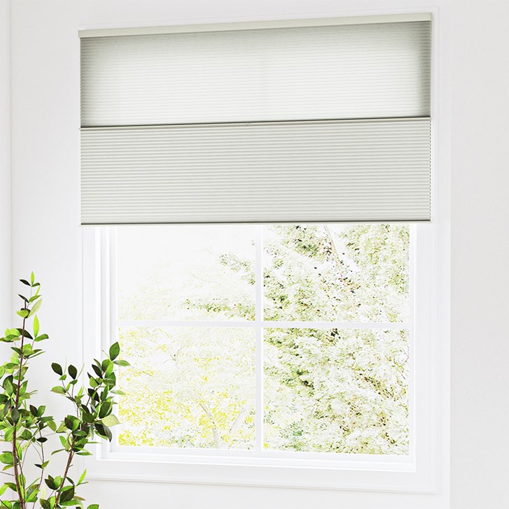 Color: Sandstone; Light Control: Day and Night Lift