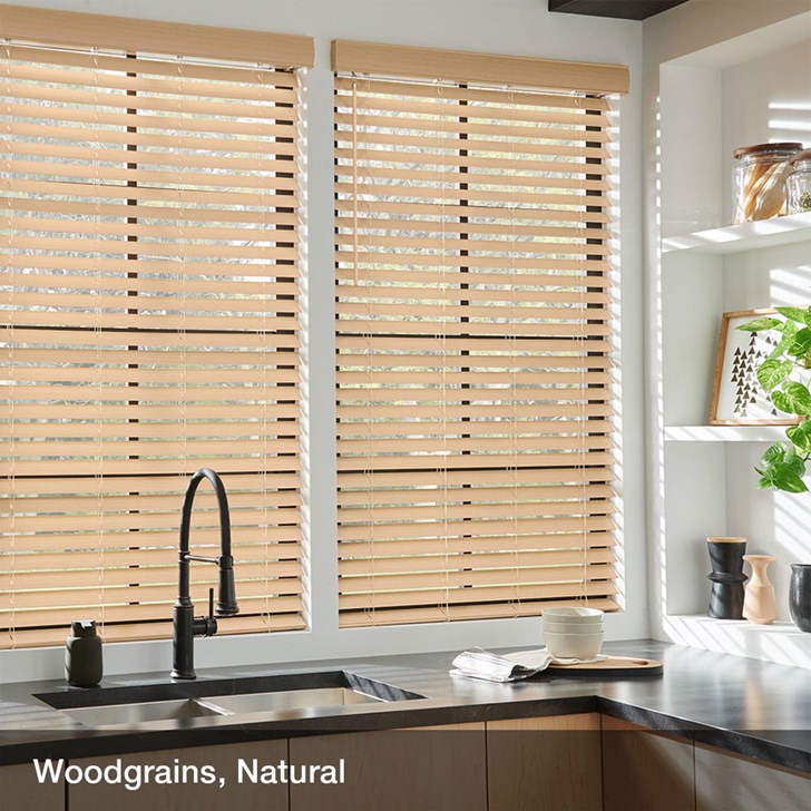 Color: Woodgrains Natural; Fold Style: N/A; Lift: Cordless