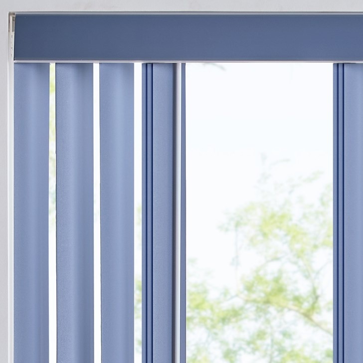 Color: Crepe Steel Blue BLFRS27007; Headrail: Matching Square Cornice