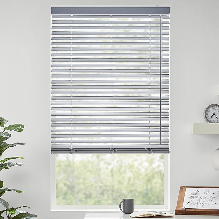 Color: Slate 50016; Lift: Cordless