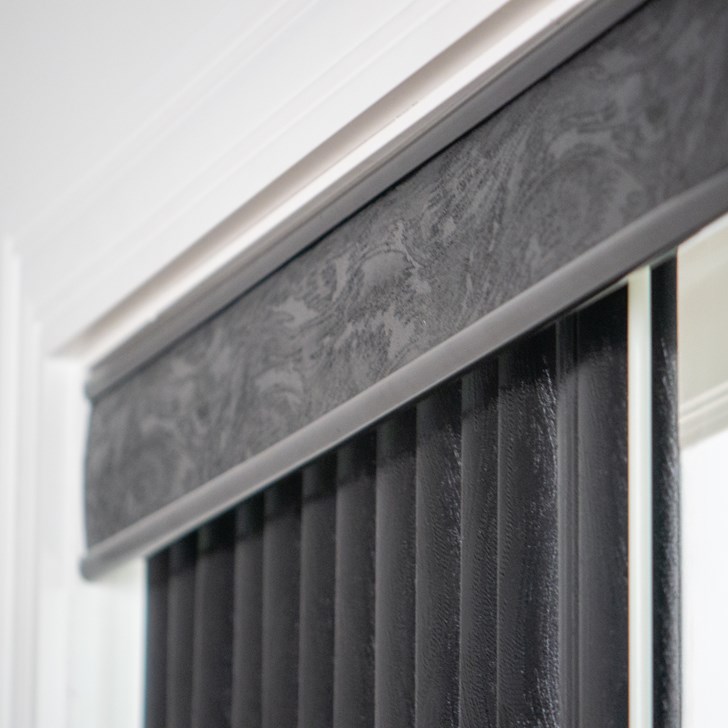 Color: Fresno Black