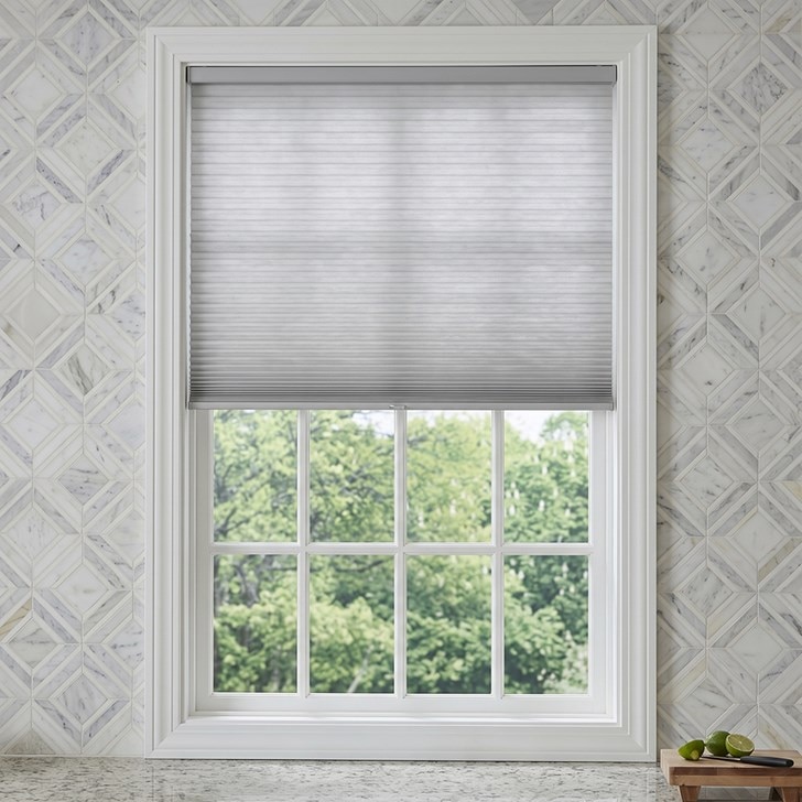 Color: Silkweave Silver Coin; Lift: Cordless