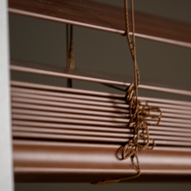 Color: Teak 6030