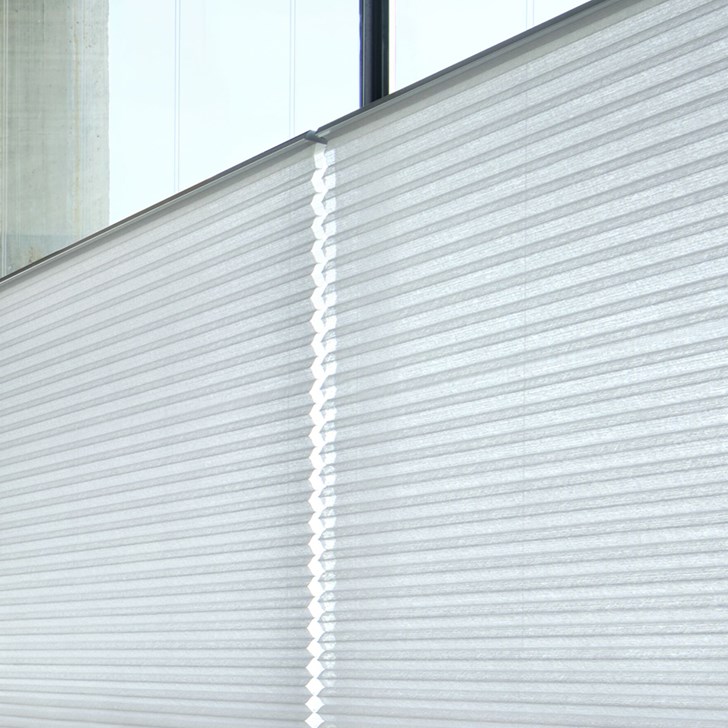 Color: Zambezi Light Grey; Lift: Motorized Top Down Bottom Up; Headrail: Standard