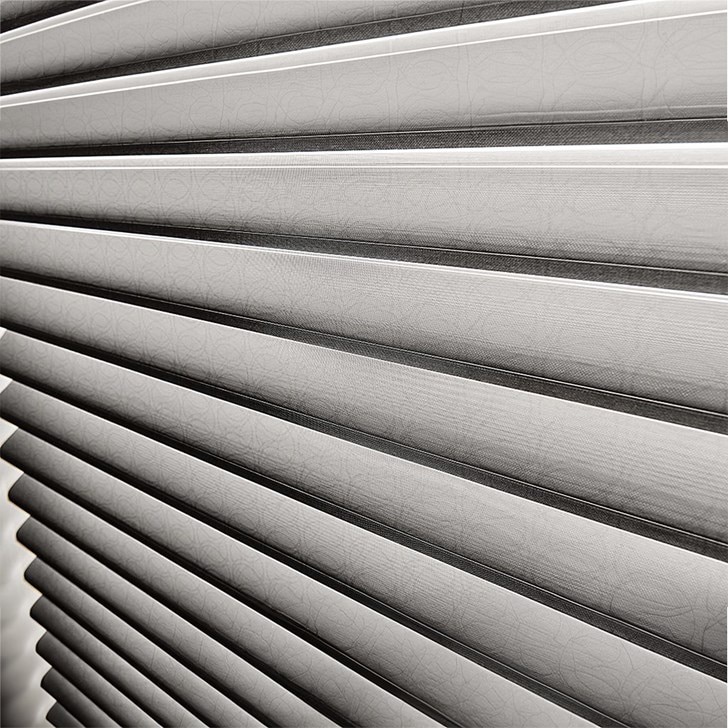 Color: Grand Illusion Skyline