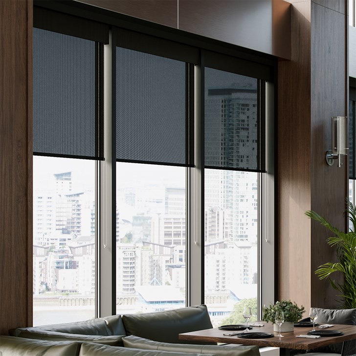 Color: Verona 5% Black; Lift: Continuous Corded Loop