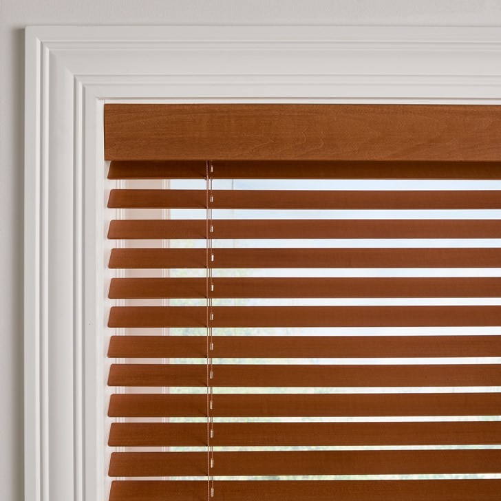 Color: Sienna Chestnut 7409; Lift and Tilt: Motorized; Slats: Rounded Corners; Valance: 3.5 Inch Modern Valance