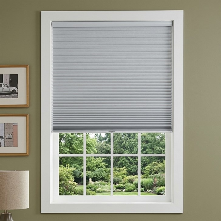 Color: Spellbound White Sugar; Lift: Cordless