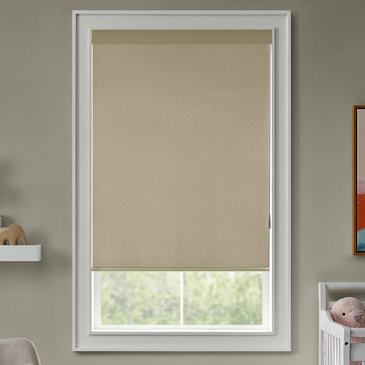Color: Paramount Dove; Lift: Motorized Wand; Headrail: Cassette Valance; Bottom Rail: External Hem Bar