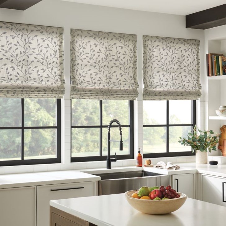 Shown in color Berrymeadow Artic Bird 8975