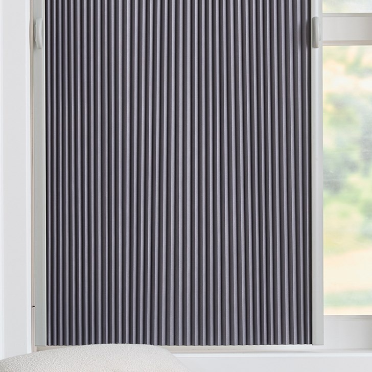 Color: Classy Carbon C5418; Rail Color: Smokey Gray