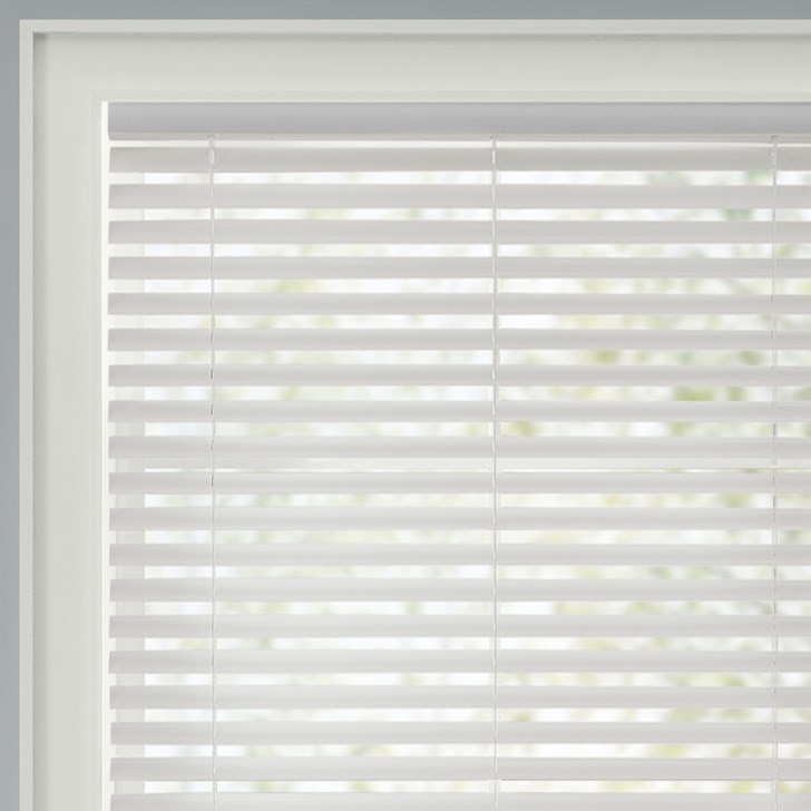 Color: White; Lift: Cordless