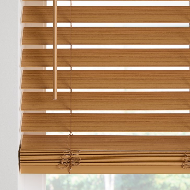 Color: Chestnut 6921