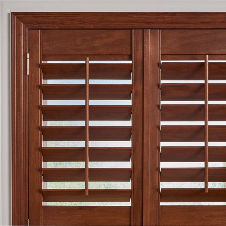 Color: Pecan; Frame: Gallery Z; Slats: 3.5 Inch Louver; Split: Divided in the Middle; Panels: Two Panel Split